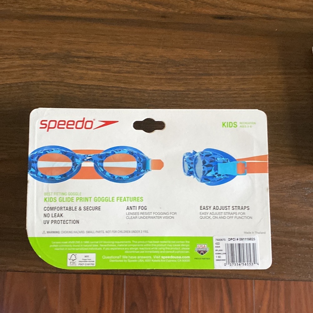 Speedo swim glasses - Picture 2 of 2